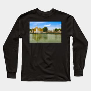 DurgaTemple & Tank Amritsar Long Sleeve T-Shirt